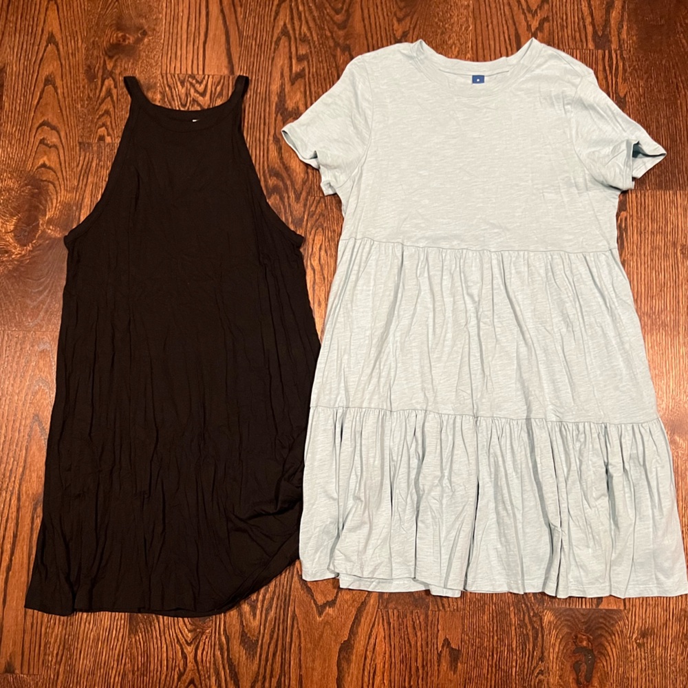 Bundle of 2 Old Navy Dresses – Size M (One Petite)